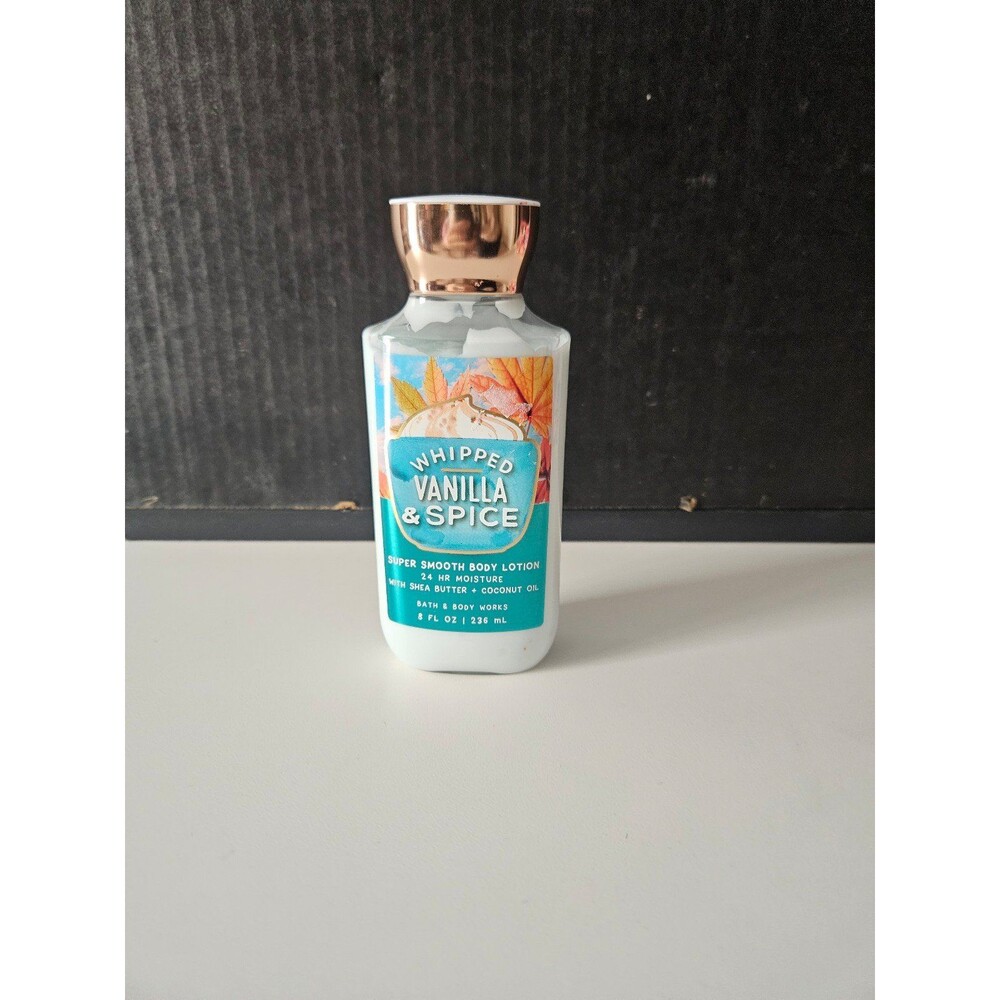 Retired Bath & Body works whipped Vanilla & spice super smooth body lotion 8 oz